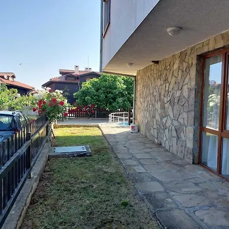 Cozy, Spacious Near Paradise Bay 公寓 *